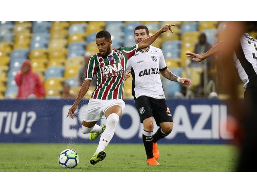 Oito Atacantes Nenhum Gol T Cnico Do Fluminense Faz Trocas E Busca