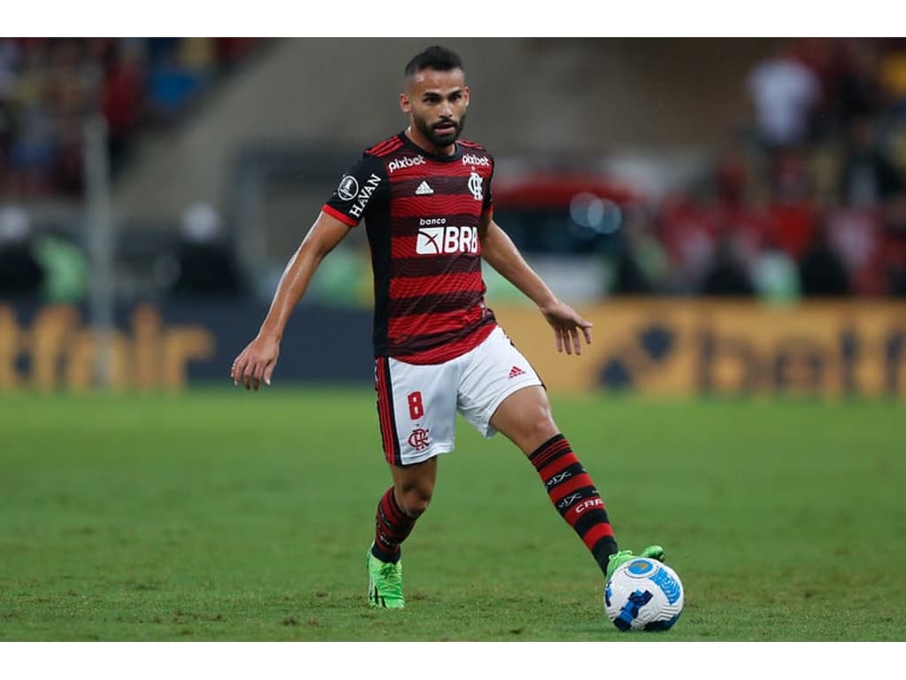 O Que Falta Para O Corinthians Anunciar Thiago Maia Do Flamengo