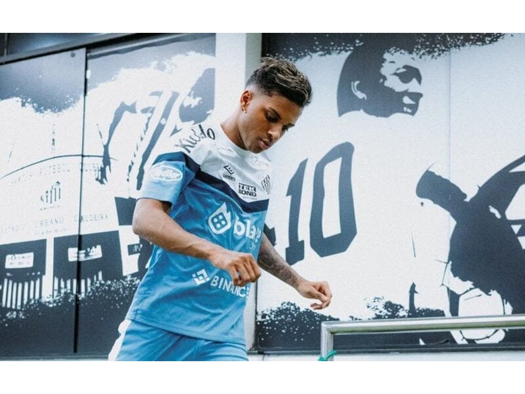 Rodrygo Treina No Ct Do Santos E Se Declara Lugar Muito Especial