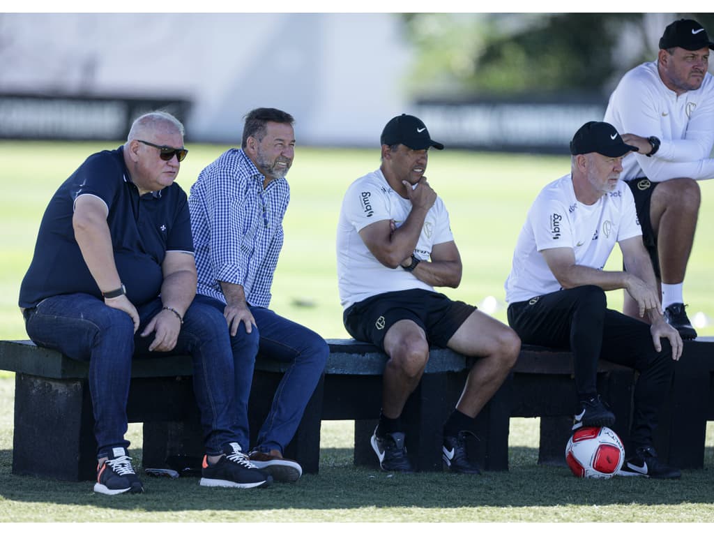 Refor O Deve Ser Desfalque E Mano Esbo A Escala O Do Corinthians Para