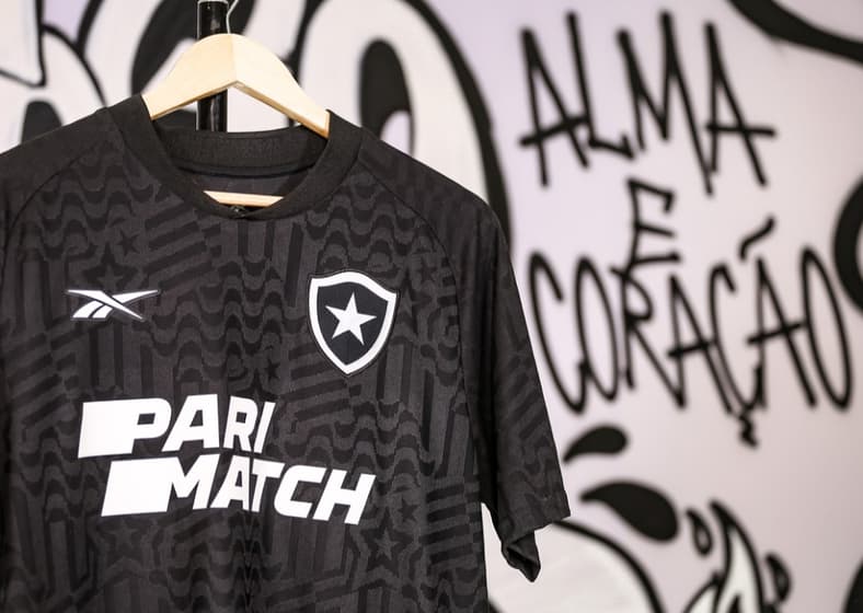 Botafogo Apresenta Seu Segundo Uniforme Para A Temporada E Define Data