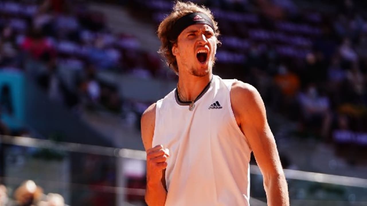 Zverev Sofre Duplas Faltas Mas Vai Rodada Em Roland Garros