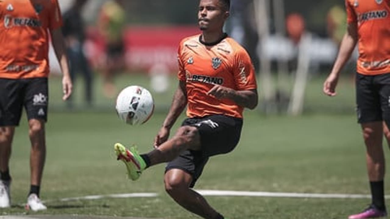 Atlético MG Turco terá retorno de dupla de volantes titular contra o