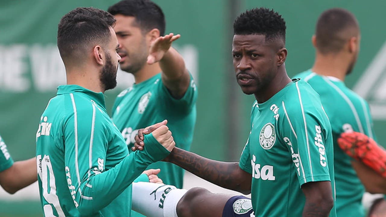 Ramires sente problema na coxa e fará tratamento no Palmeiras