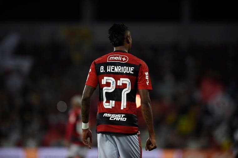 Bruno Henrique Sofre Trauma No P E Vira Desfalque No Flamengo