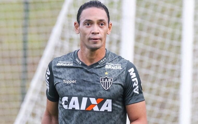 Ricardo Oliveira Anuncia Aposentadoria E Revela Ter Sofrido Preconceito