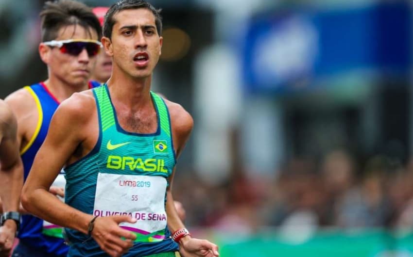 Marcha Atlética Caio Bonfim é campeão dos 35 km direito a novo