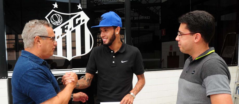 No Santos Paulinho Explica Foto Camisa Do Corinthians