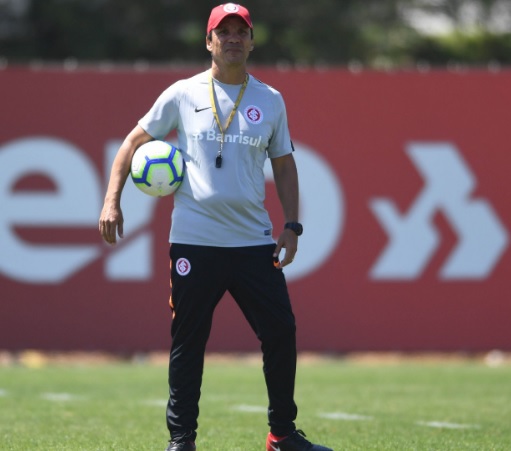 Novidades No Time Titular Z Ricardo Comanda O Primeiro Treino No