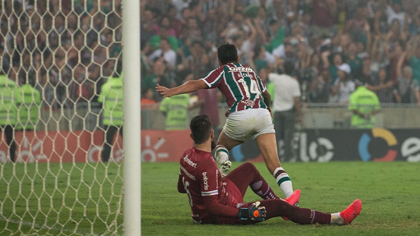 Fluminense reage no segundo tempo empata o Fortaleza e avança na