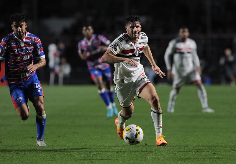 VÍDEO Calleri vê jogo de quinta como o mais importante do São Paulo