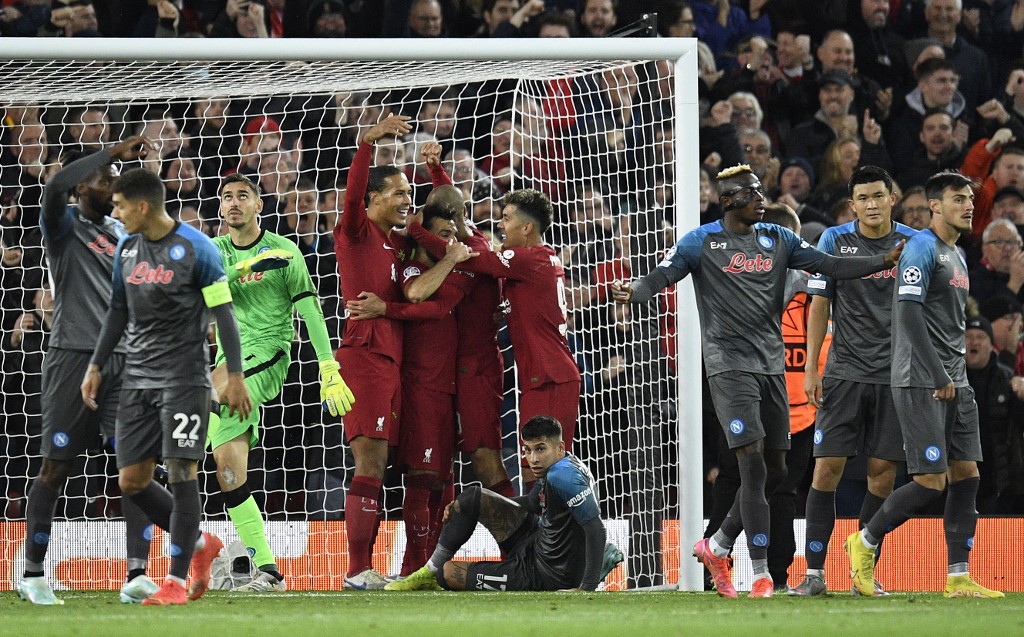 Salah E N Ez Decidem E Liverpool Vence O Napoli Na Champions League