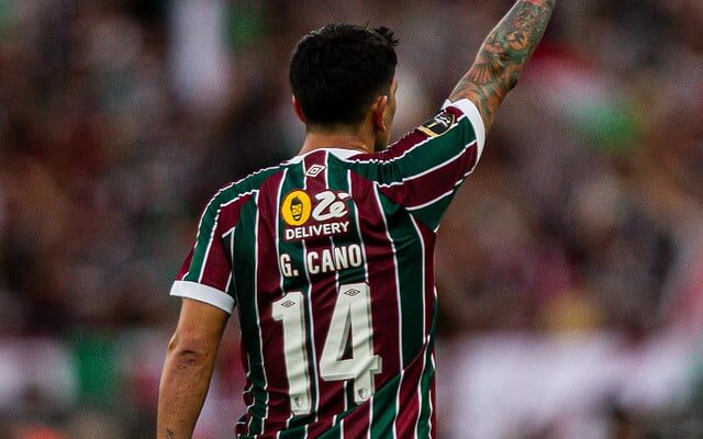 Cano maior ídolo da história Torcedores do Fluminense debatem assunto