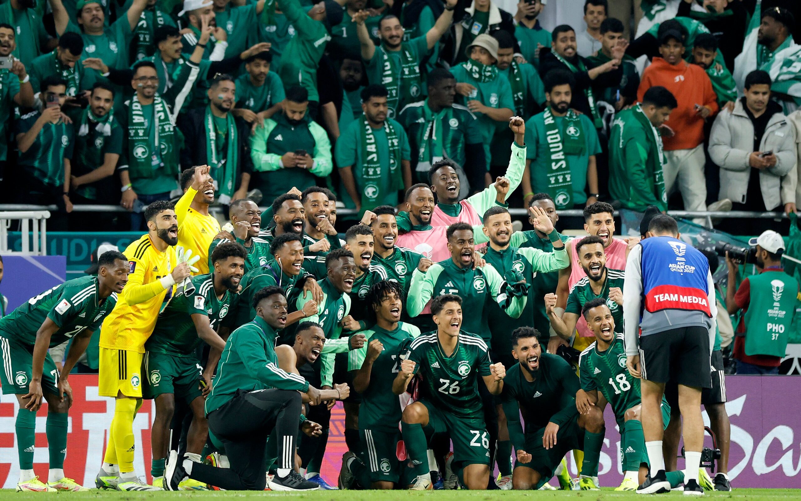 Arábia Saudita faz valer favoritismo vence e se classifica veja os