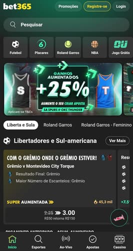 Captura de tela da bet365 exibindo a página de início da casa, com jogos em destaques e ofertas ativas.