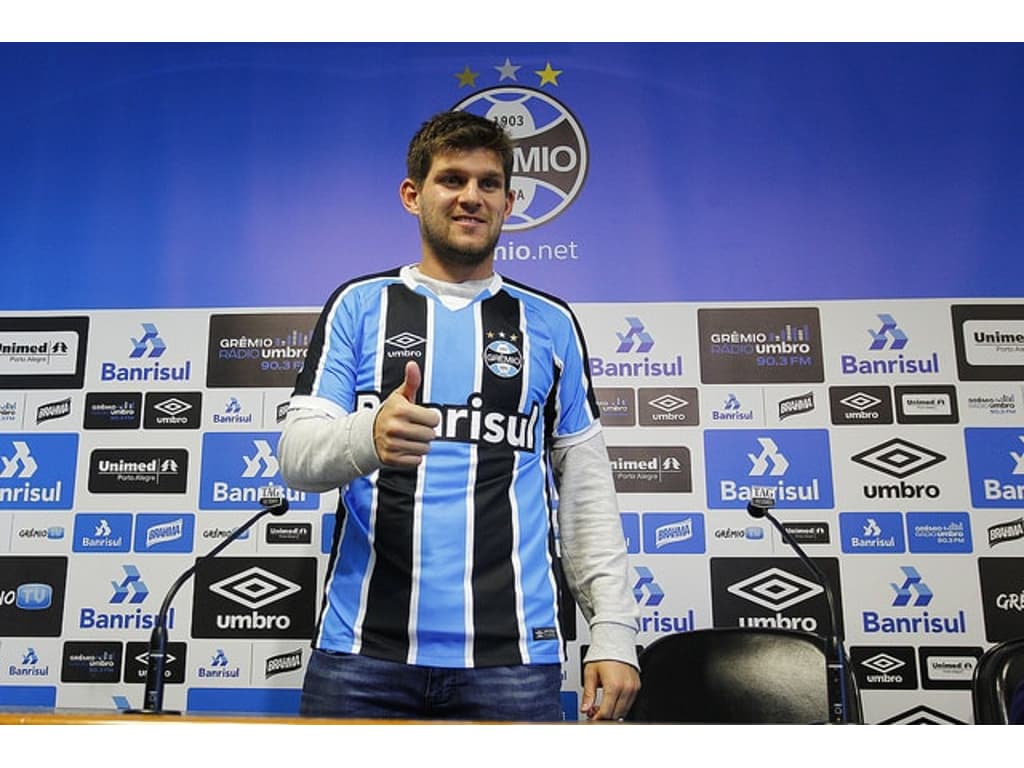 Ninguém teria coragem de fazer isso, literalmente SANGROU em campo:  Kannemann mostra porque é ÍDOLO do Grêmio e tem ATITUDE surpreendente