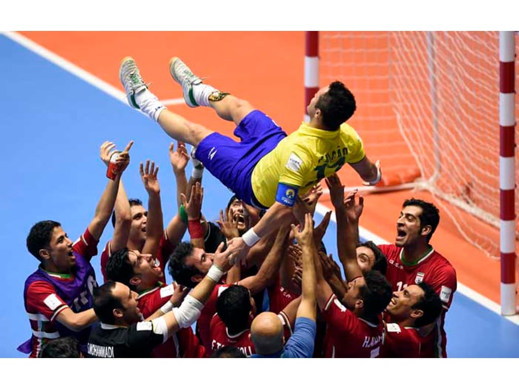 Maior jogador de futsal de todos os tempos, Falcão visita Itu