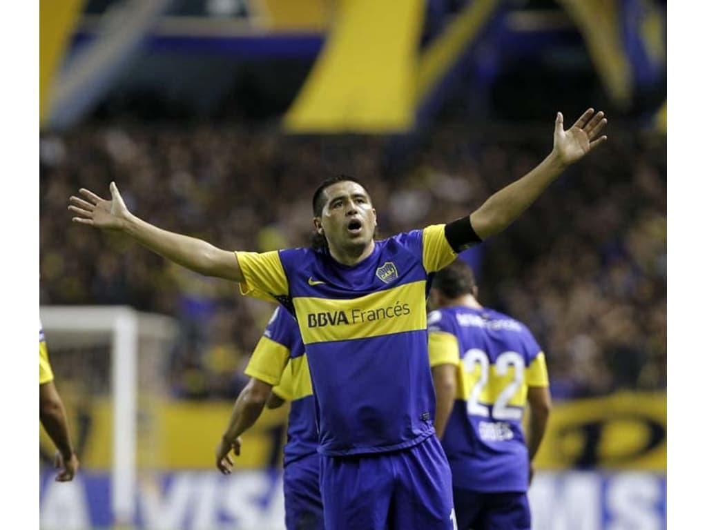 Último Palmeiras x Boca teve show de Riquelme e chute em auxiliar - Placar  - O futebol sem barreiras para você