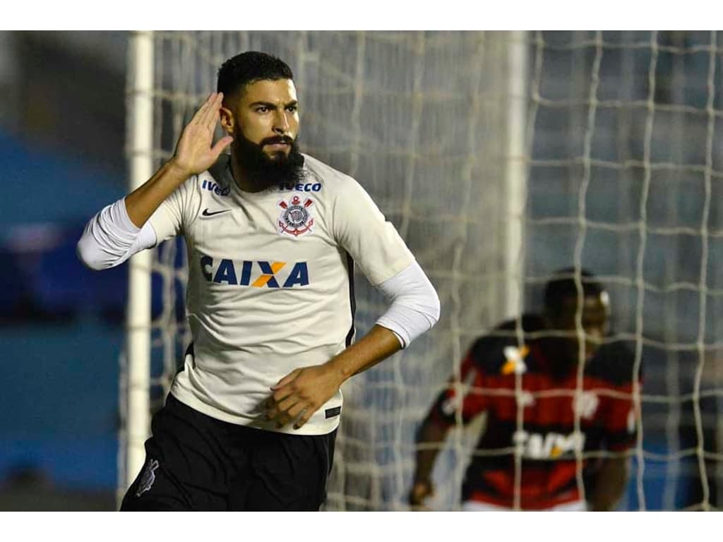 Corinthians fica a detalhes de perder promessa para clube do Brasil