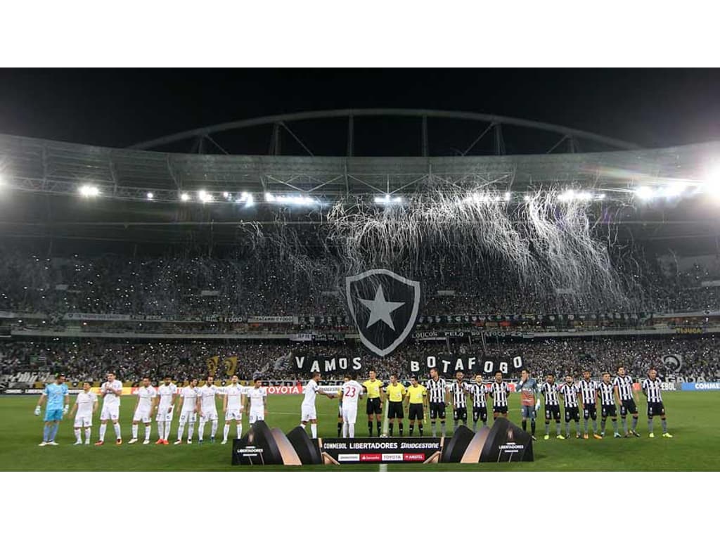 Botafogo tenta reatar casamento com a torcida no último jogo do ano