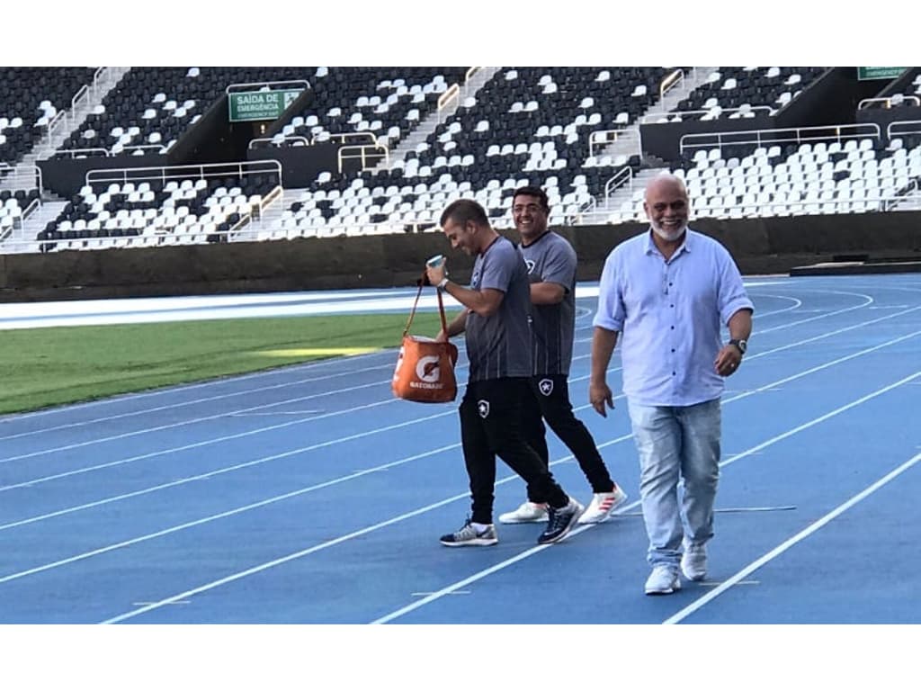 Enquanto o Vasco contrata novos jogadores, o Flamengo tem jogadores  valiosos desde 2019