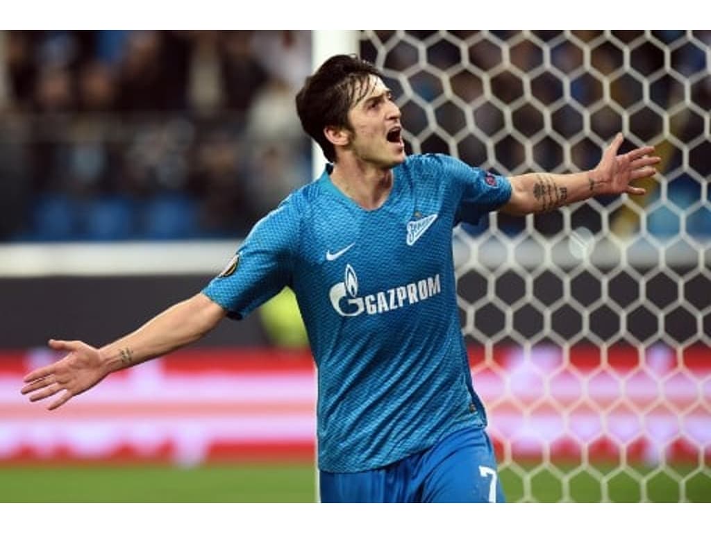 Faz hoje 6 anos que o Zenit foi campeão Russo pela 1ª vez!