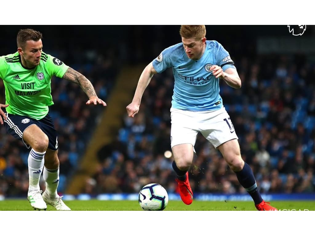 De virada, Manchester City vence o Luton Town e se mantém vivo na