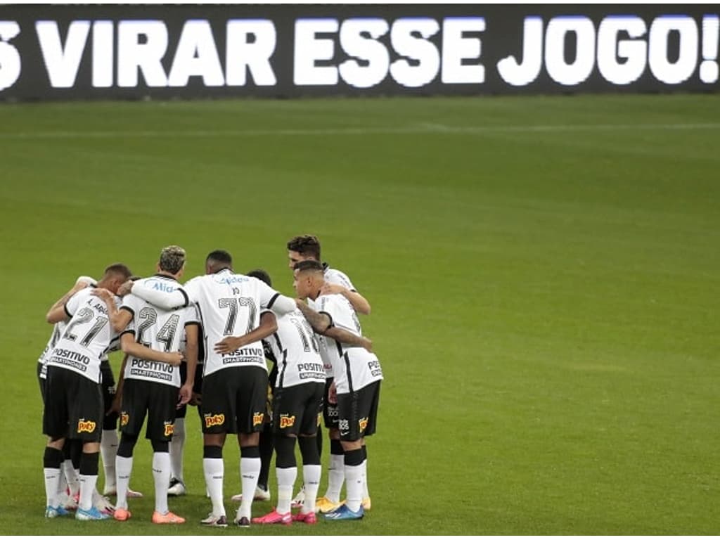 Fortaleza sai na frente, mas sofre empate do Corinthians fora de