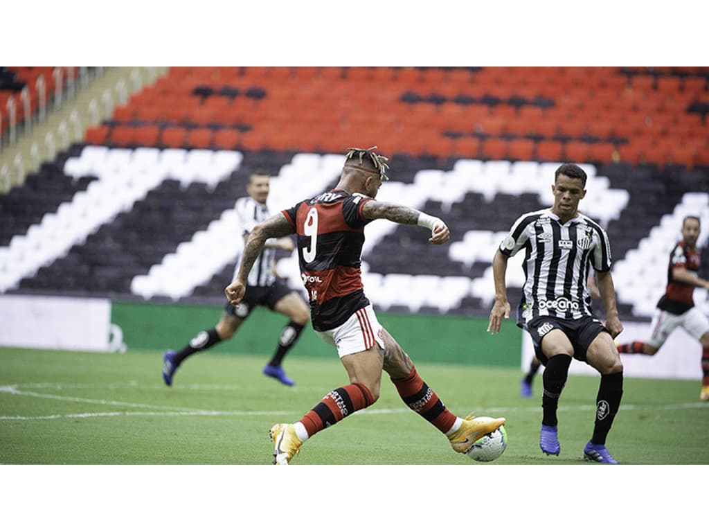 Desfalques mudam escalações de Flamengo e Santos