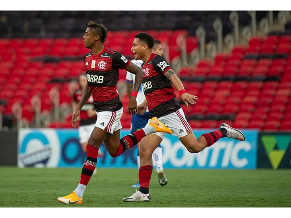 Em jogo com duas viradas, São Paulo bate o Bahia no Brasileiro Feminino -  Lance!