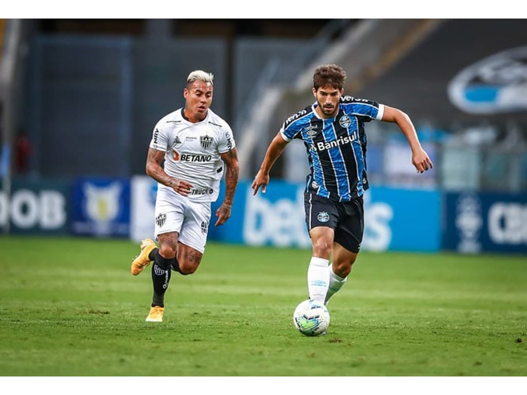 Grêmio mostra força, vence o Atlético-MG em BH e cola no G4 - Lance - R7  Futebol