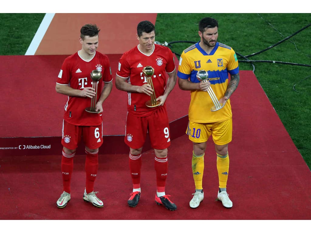 Lewandowski é eleito o melhor jogador do Mundial de Clubes; Gignac