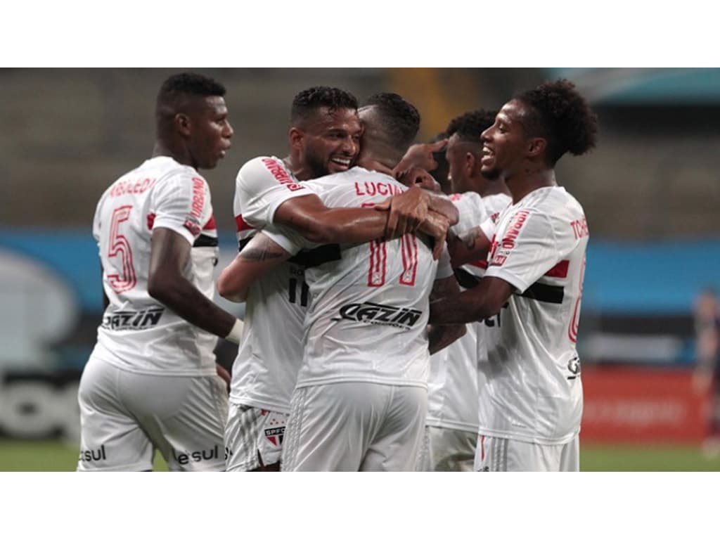 Grêmio é superado pelo São Paulo na Arena