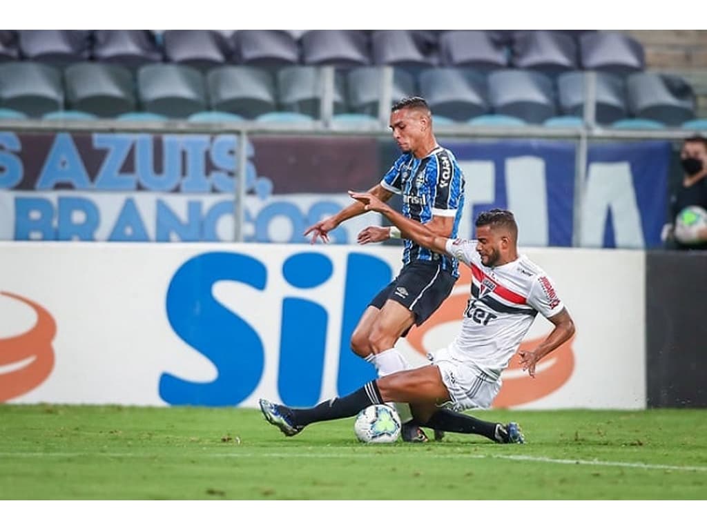 Vivo na briga pelo título, São Paulo vira contra o Grêmio e consegue a  primeira vitória do ano - Lance!