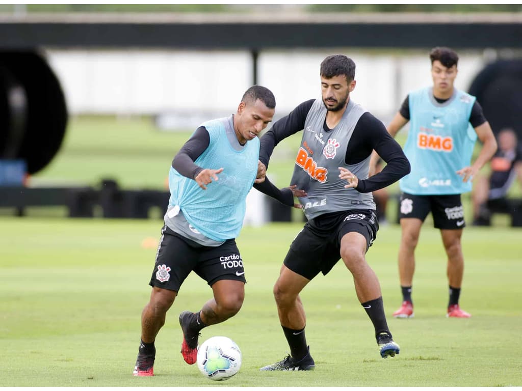 Responsável por série 'Acesso Total' ressalta lado torcedor de Gabriel e  peso de Cássio no dia a dia