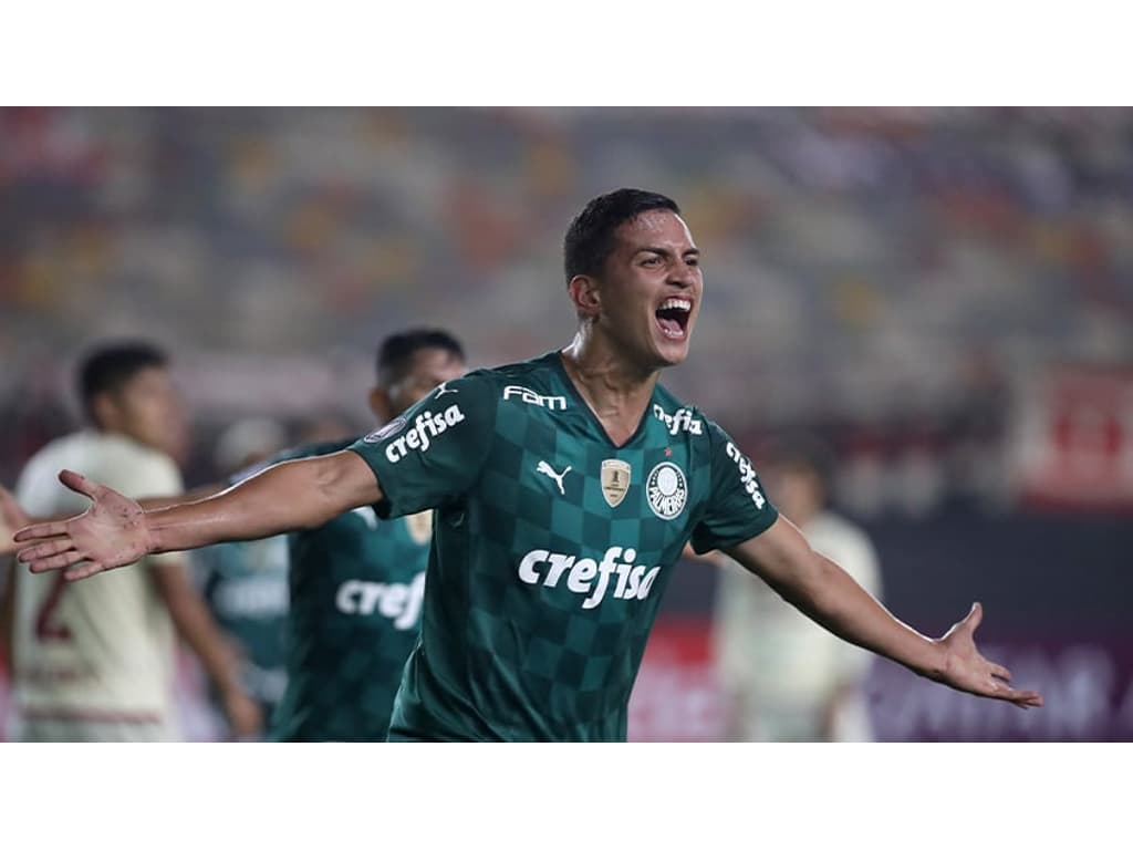 Libertadores: Palmeiras sofre, mas vence com gol no último lance