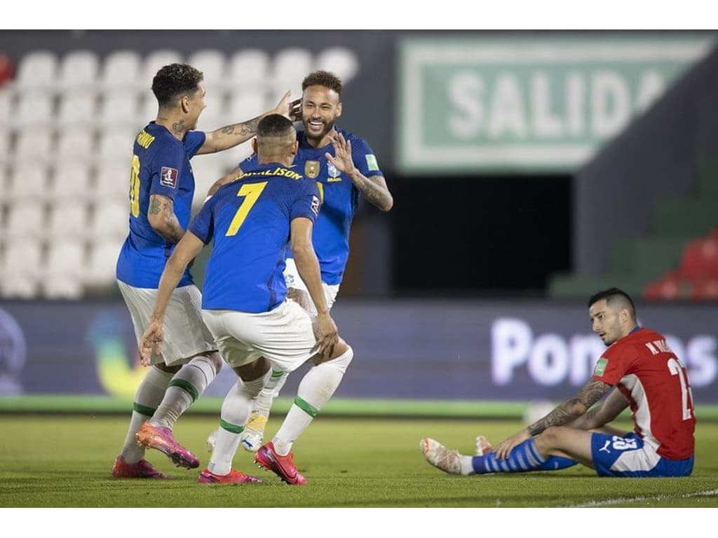 LANCE! Espresso: Fim de uma era no futebol mundial? Ainda não