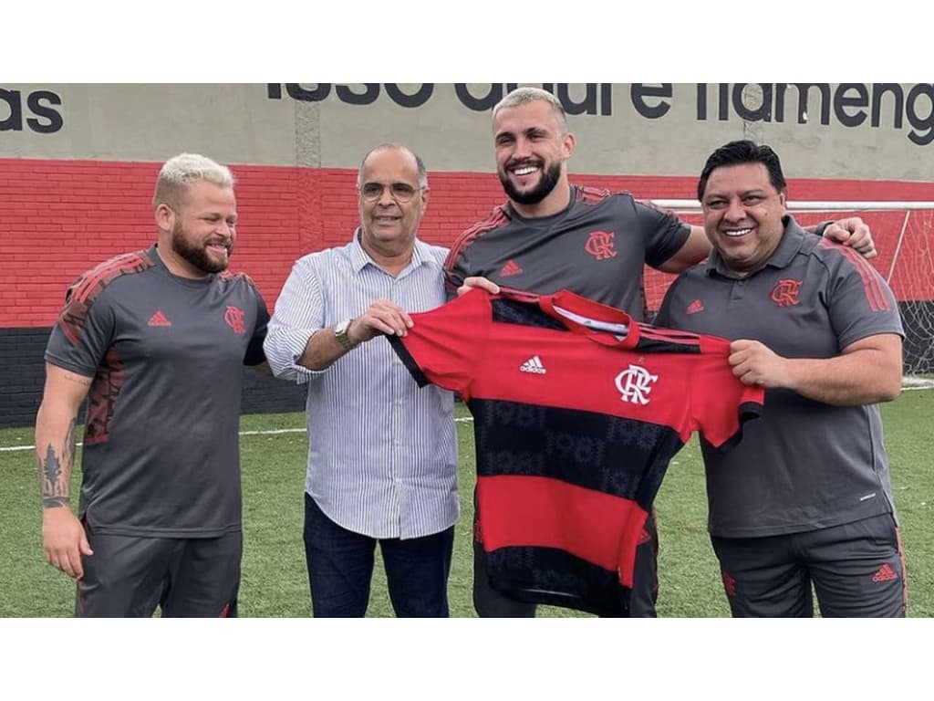 Ex-BBB é anunciado como novo jogador do Flamengo