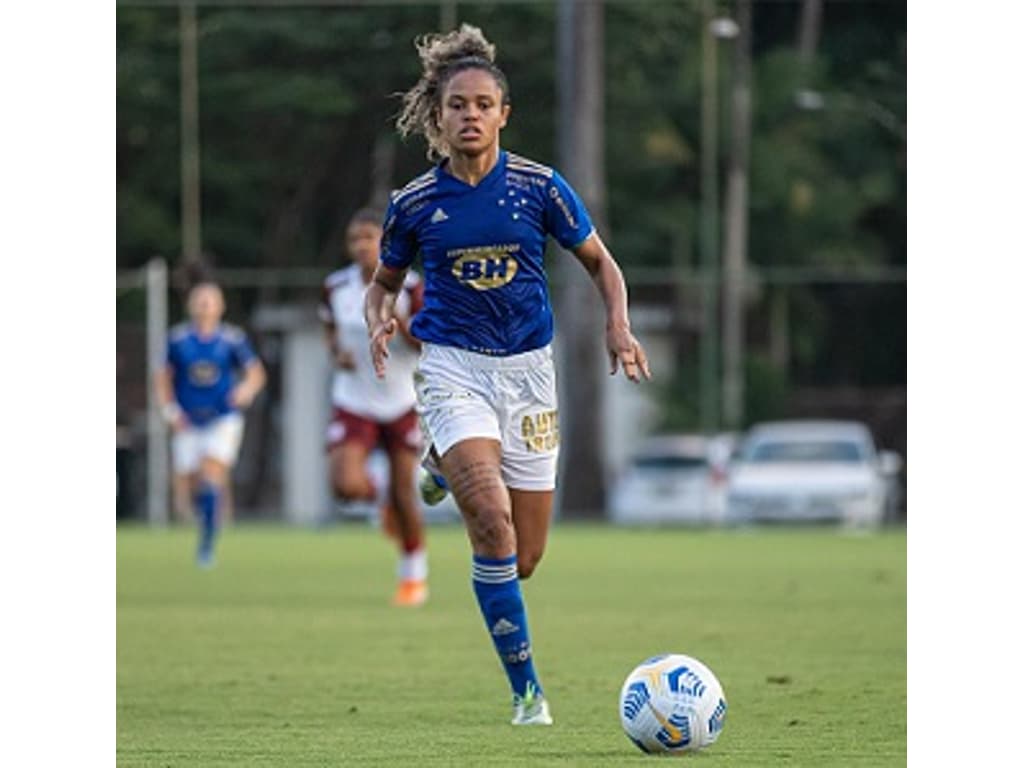 Cruzeiro renova contrato com Mariana Santos e a empresta para o Besiktas,  da Turquia - Esportes - R7 Lance