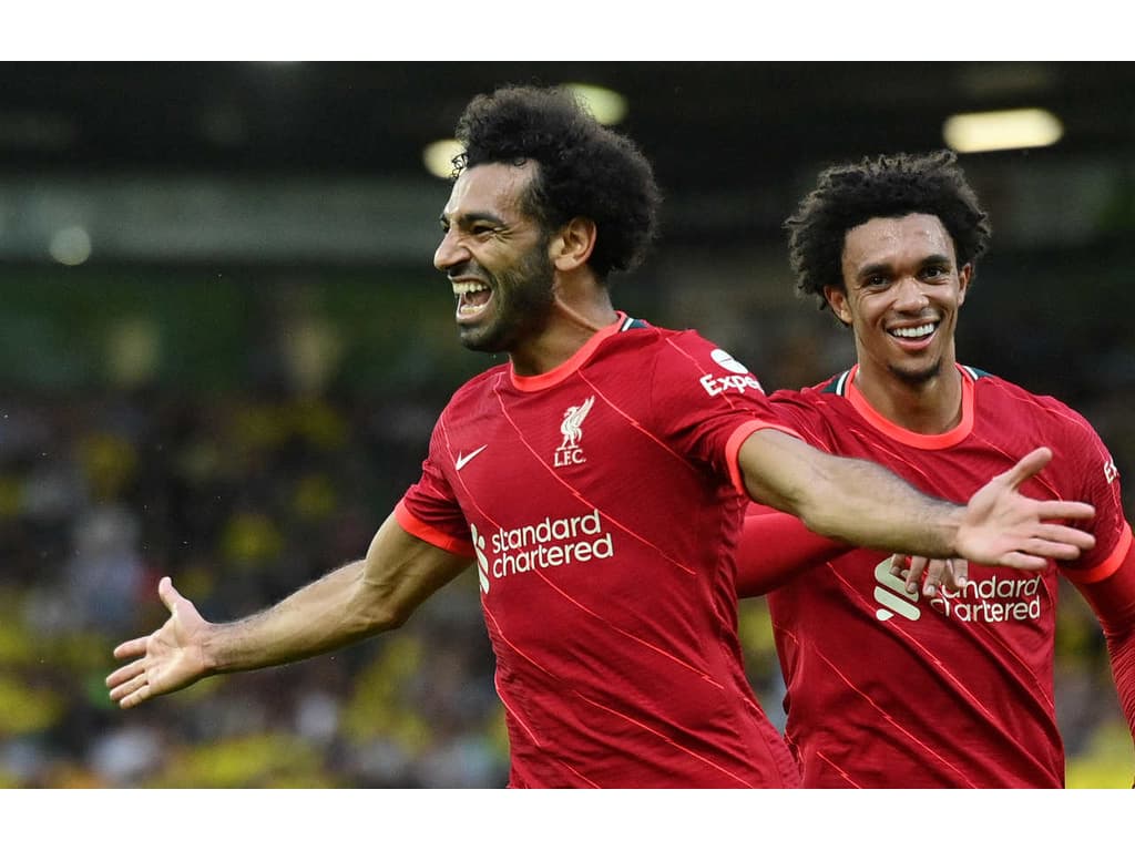 Liverpool bate o Leeds e Salah chega aos 100 golos na Premier