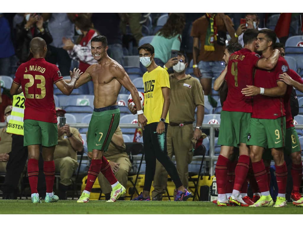 TNT Sports BR on X: É TUDO OU NADA PRA PORTUGAL E TURQUIA! 🇵🇹🇹🇷 As  seleções se enfrentam HOJE em jogo ÚNICO que vai deixar um dos times a um  passo do