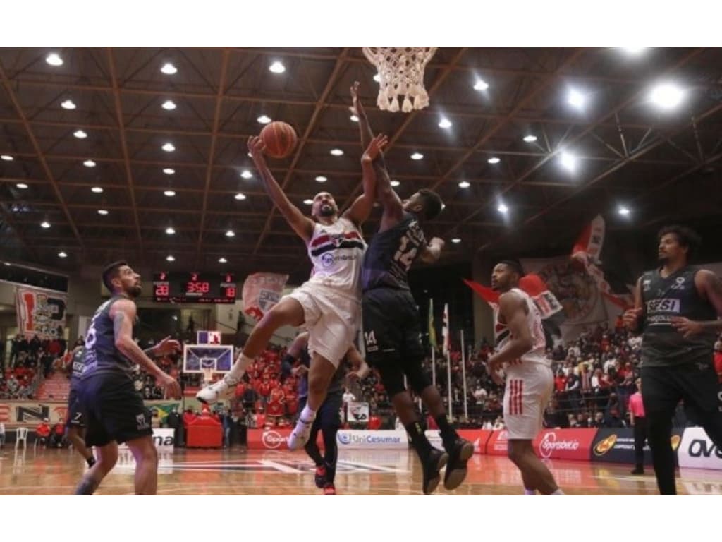 São Paulo impõe jogo, vence Franca e provoca terceira partida na final do  Paulista de basquete, basquete