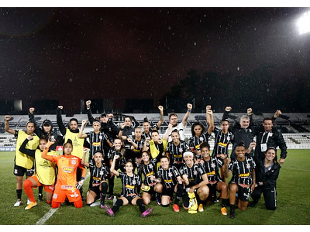 Diany analisa jogo do Corinthians em primeira partida da final da Copa Paulista  Feminina