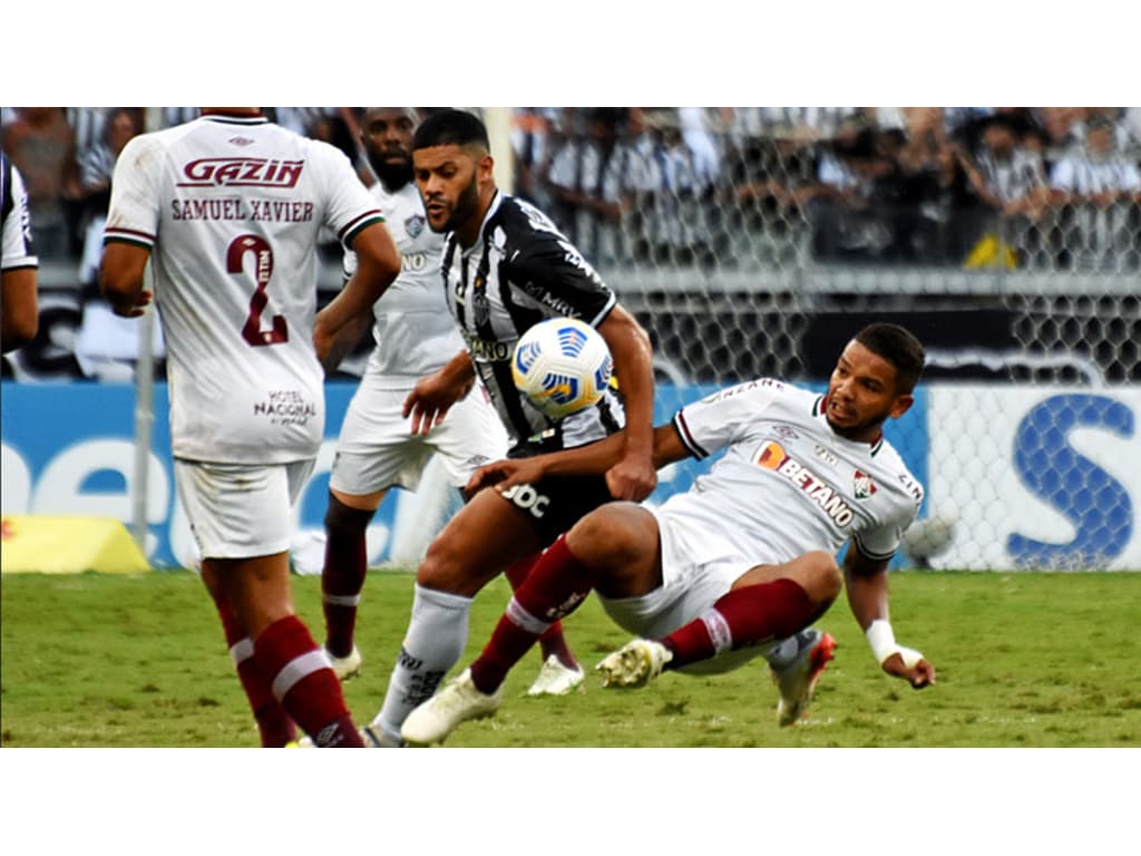 Em súmula, juiz dá gol contra para goleiro do Sport em lance