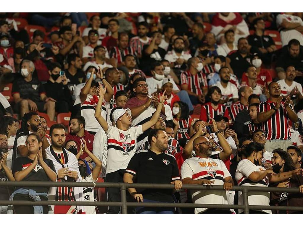 Morumbi vai lotar! São Paulo divulga mais de 26 mil ingressos vendidos  contra o Corinthians