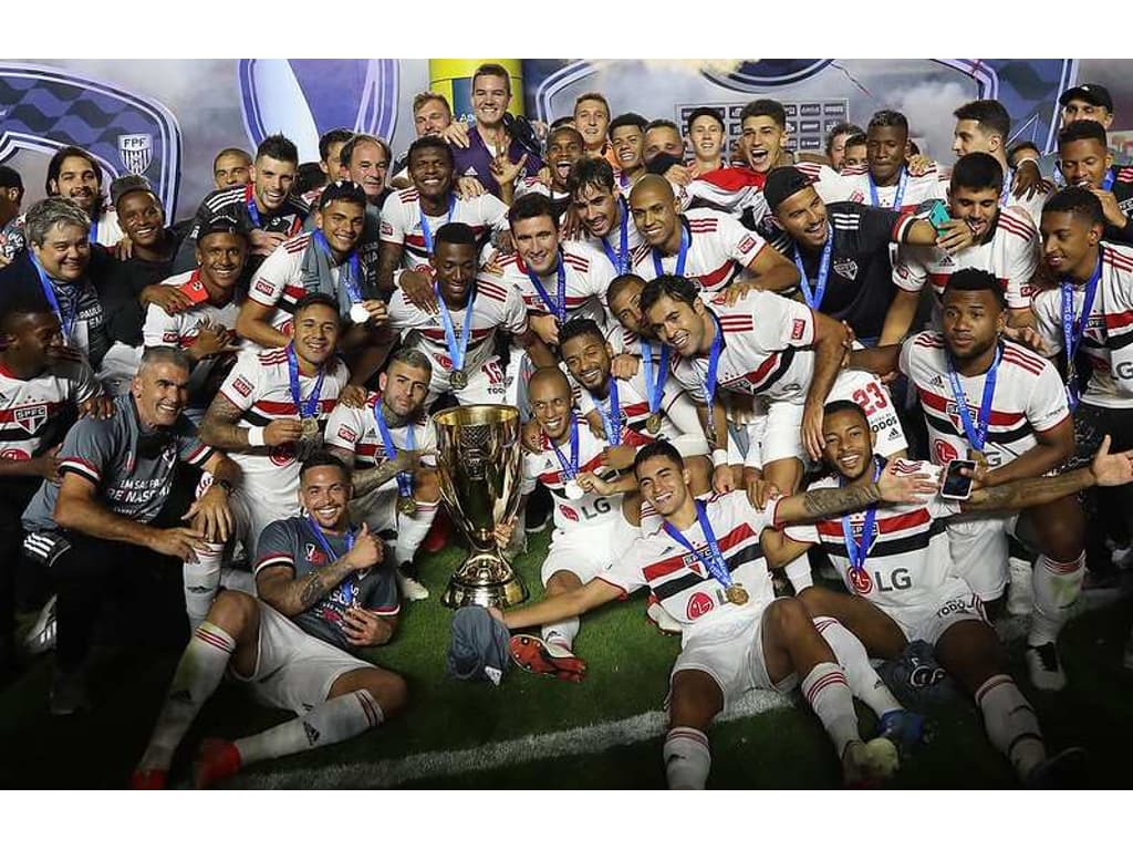 São Paulo quebra jejum de 15 anos e leva a taça do Campeonato Paulista 2021