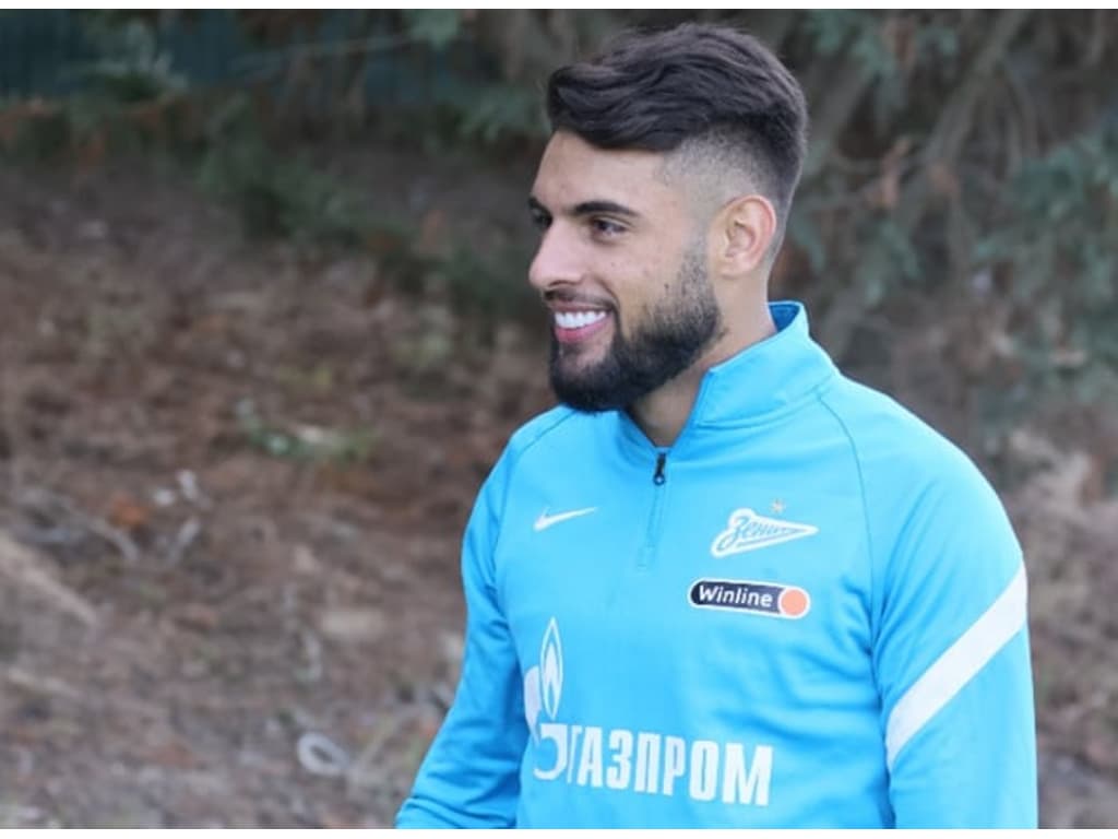 Yuri Alberto celebra conquista do Campeonato Russo pelo Zenit