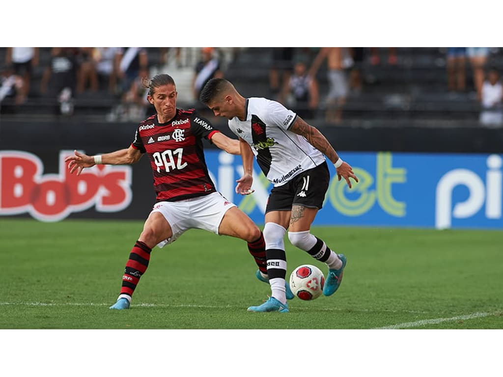 Flamengo e Vasco fazem clássico no Brasileirão sob gestões