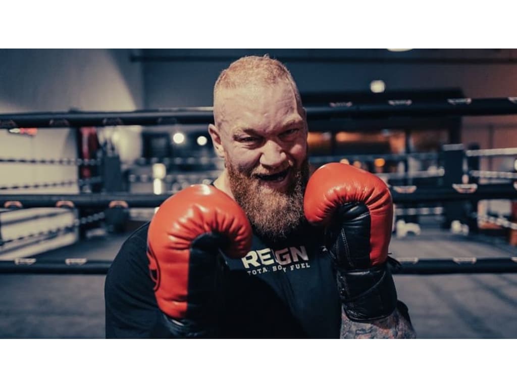 Ator de Game of Thrones, Bjornsson perde 55kg e confirma luta de boxe