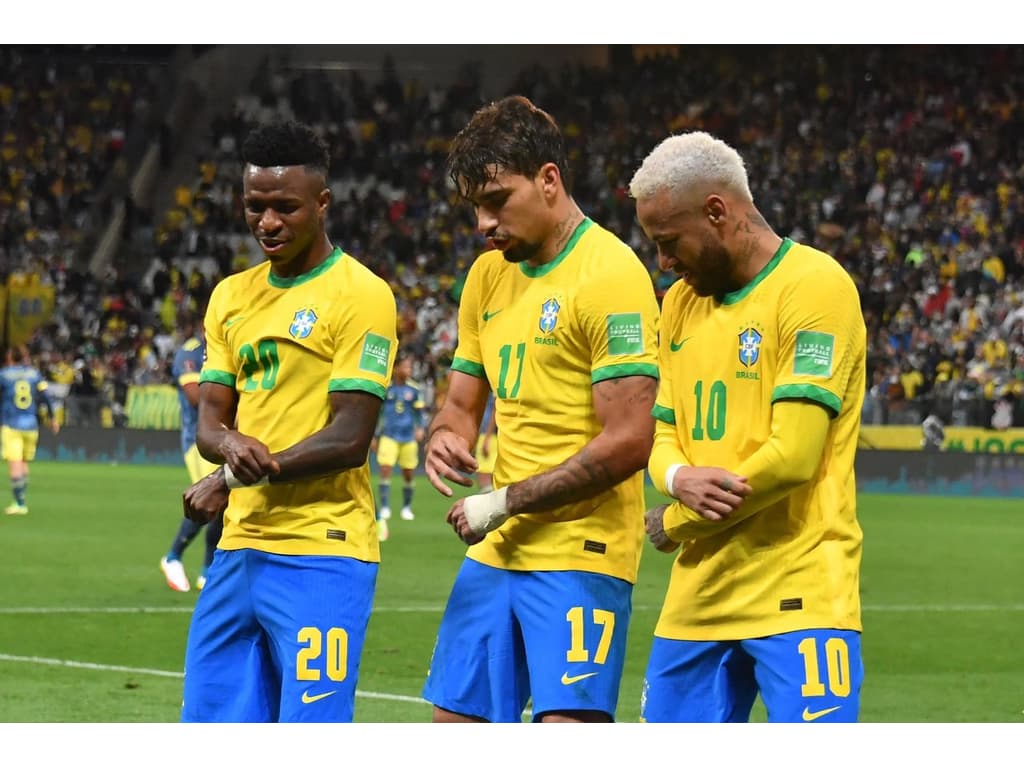 Jogador de basquete da seleção brasileira é alvo de ataque racista